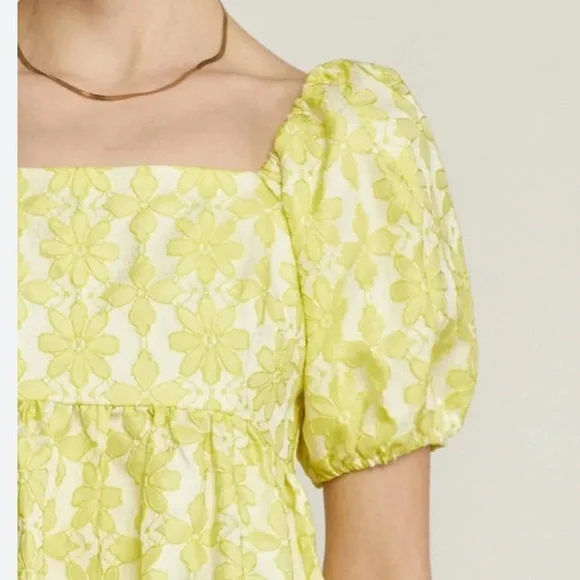 Entro Yellow Wallflower Puff Sleeve Blouse - Picture 2 of 8